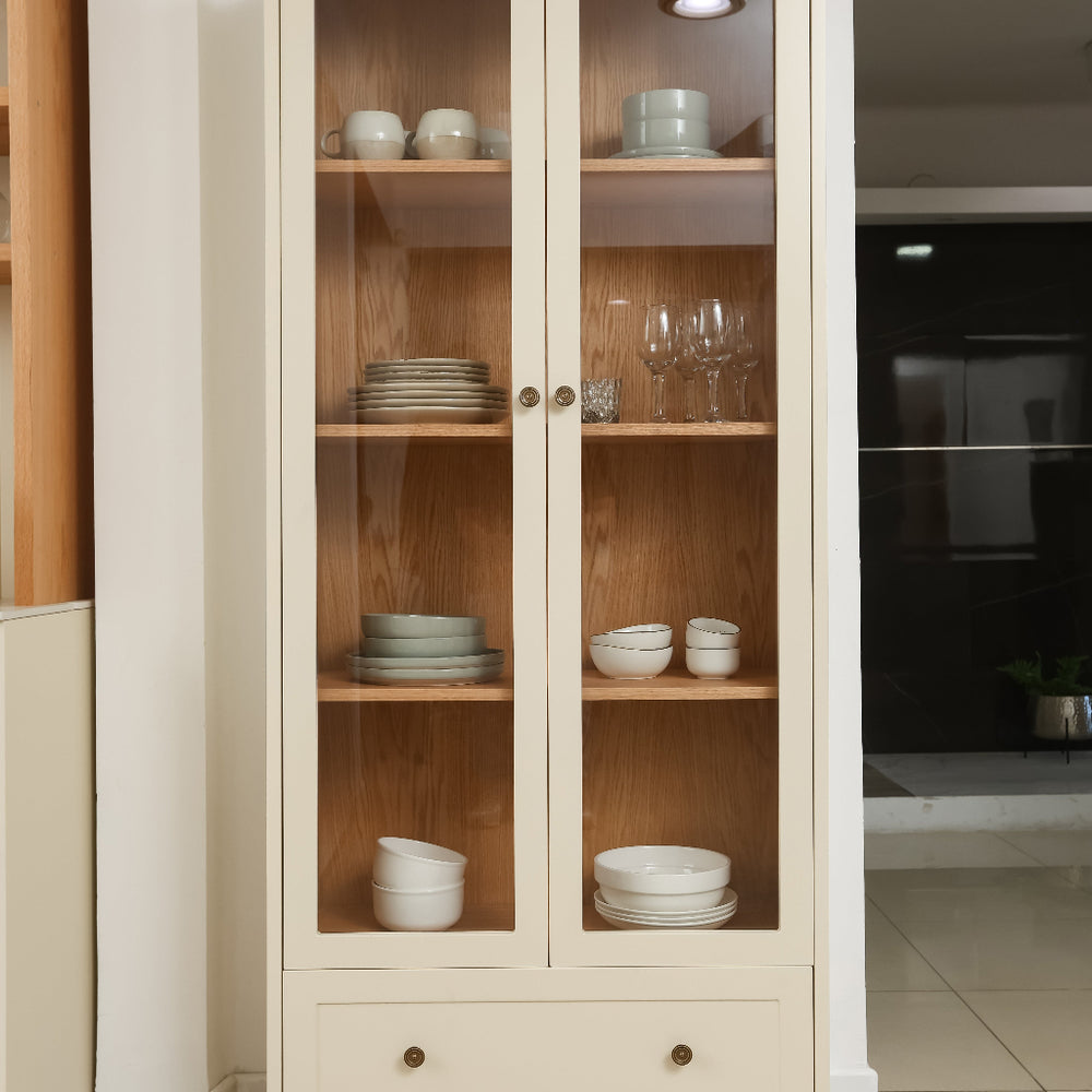 Vitrina Esencia | Vitrina de madera lacada para vajilla y decoración ...